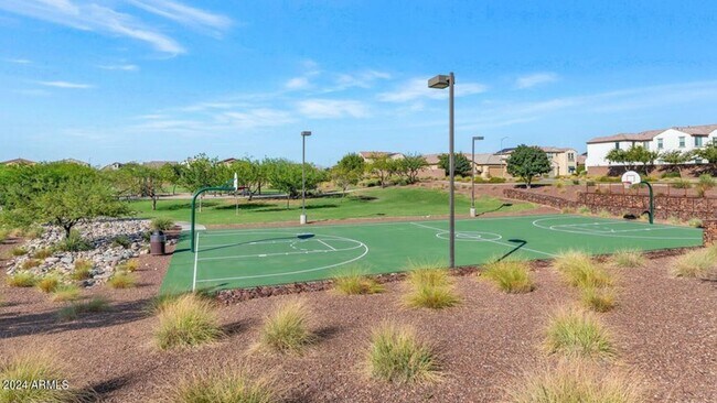 Building Photo - Gorgeous Single Level 4 bed 3 bath 3 car garage home at the Meadows community in Peoria