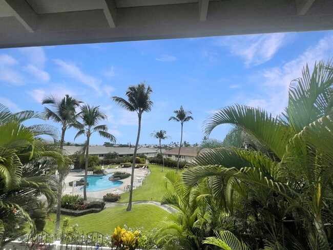 Building Photo - 2 Bedroom 2 Bathroom Fully Furnished secon...