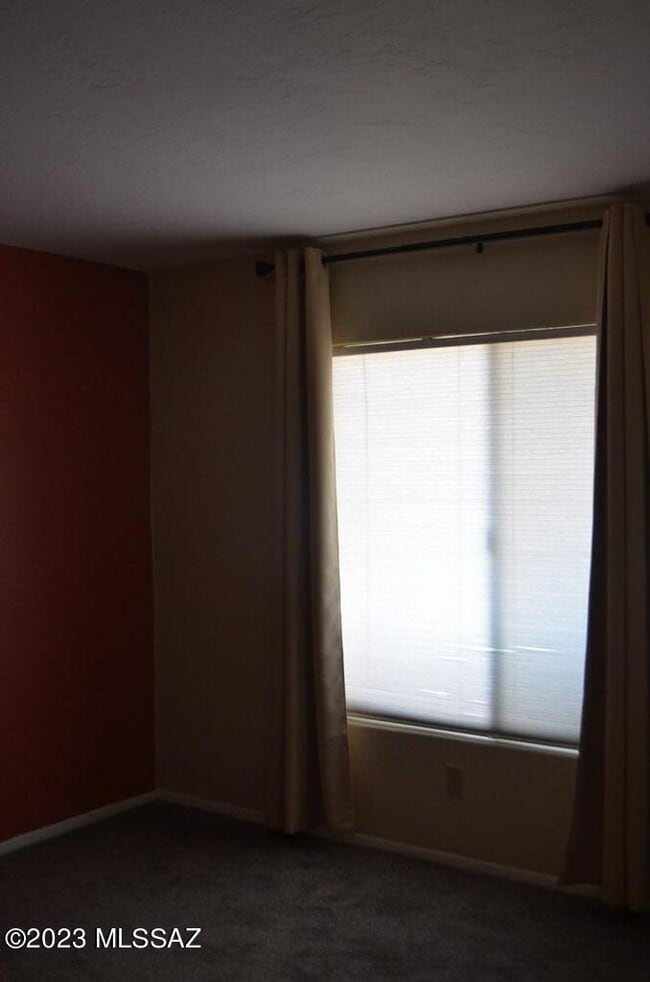 Building Photo - 961 Vía Terrado