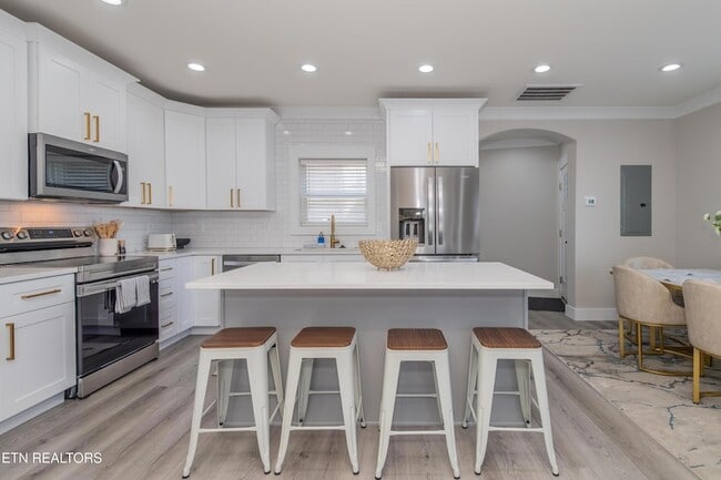 Building Photo - 5114 McKamey Rd