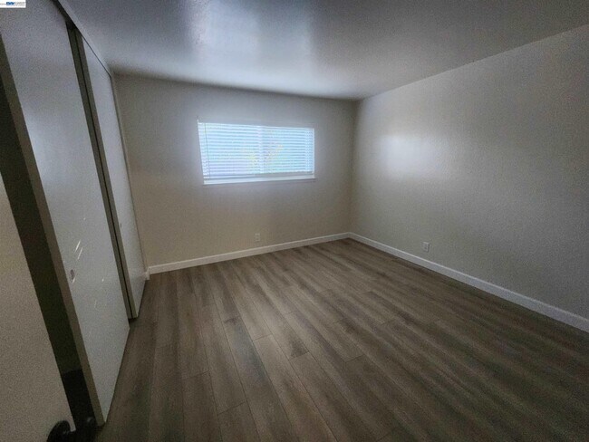Building Photo - 1829 Rosetree Ct