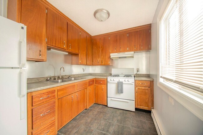 Interior Photo - Terrace Manor