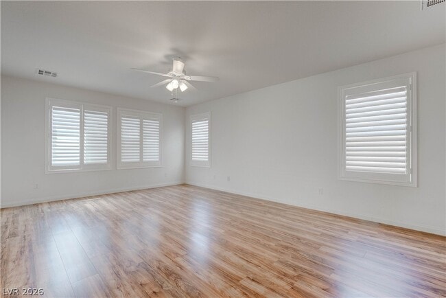 Building Photo - 985 Noah Valley St