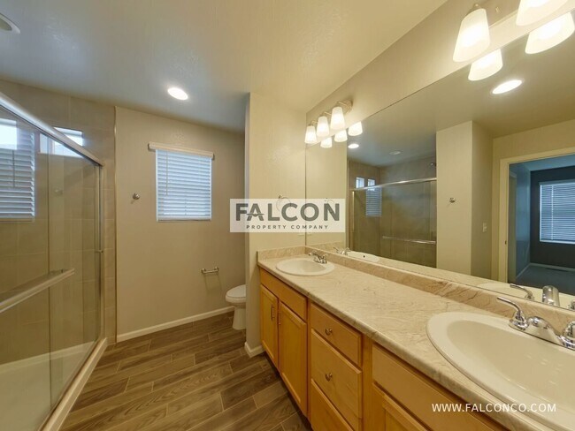 Building Photo - 9279 Birr Ct