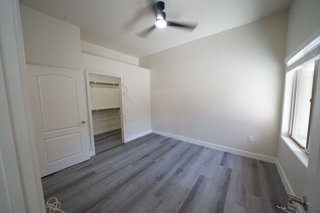 Building Photo - 8985 S Durango Dr