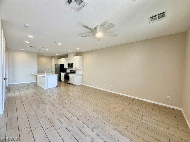 Building Photo - 666 Cottonwood Hl Pl