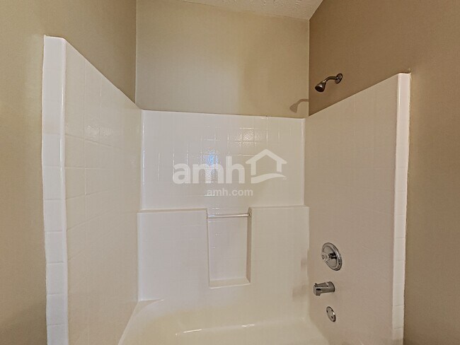 Building Photo - 2800 Rader Ridge Ct