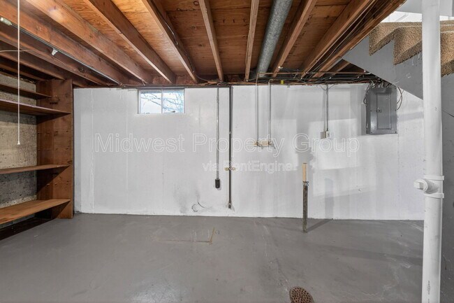 Building Photo - 12405 Pizarro Dr