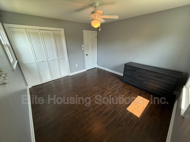 Building Photo - 820 N 16th St