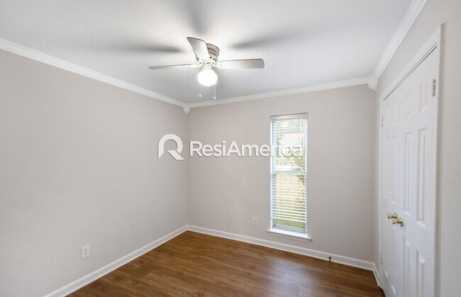 Building Photo - Fully Renovated 3BR/2B home in 38134!