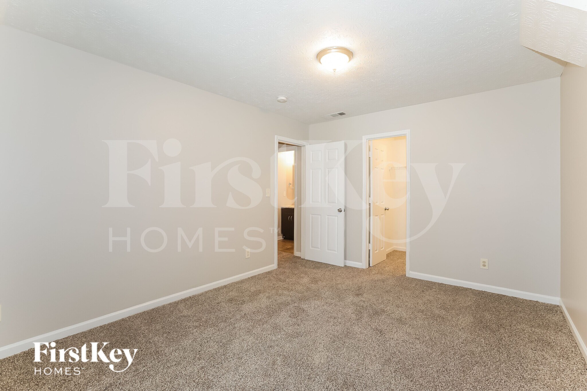 Building Photo - 8606 Sheridan Dr