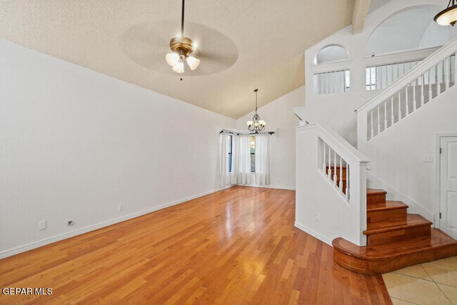 Building Photo - 7225 Golden Hawk Dr