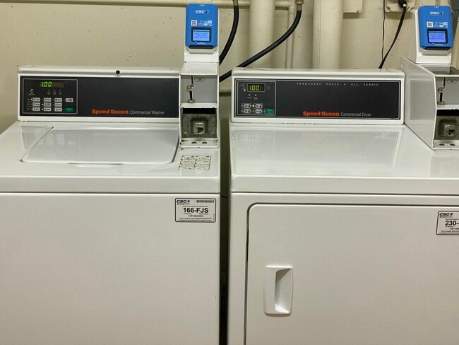 Building Photo - 342 Mansfield Dr