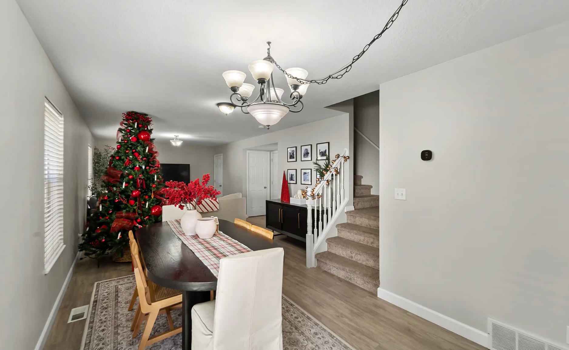 Building Photo - 1485 Navajo Dr