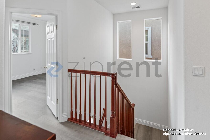 Building Photo - 1644 Salamoni Ct