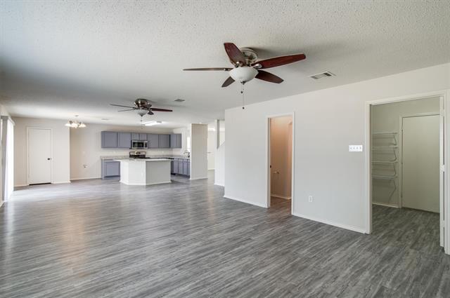 Building Photo - 8857 Stirrup Way
