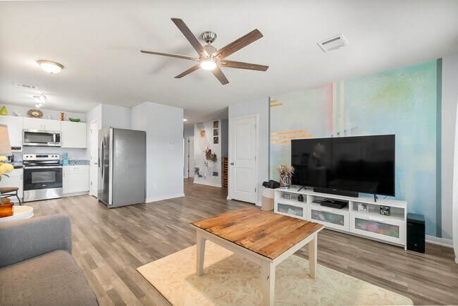 Building Photo - 14182 Harlequin Dr