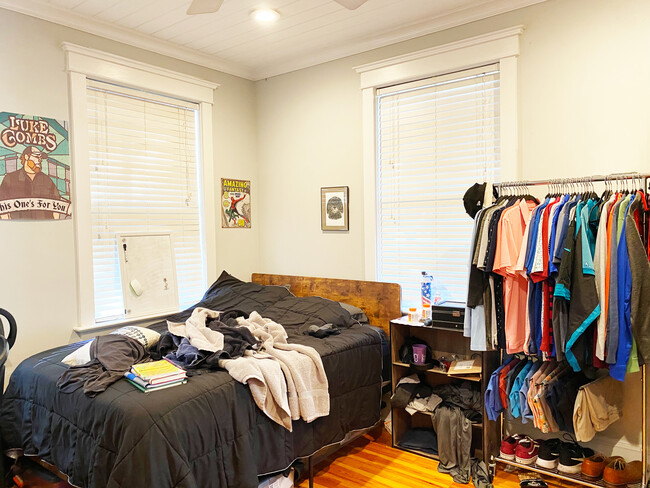 Downstairs Bedroom - 206 Calhoun St