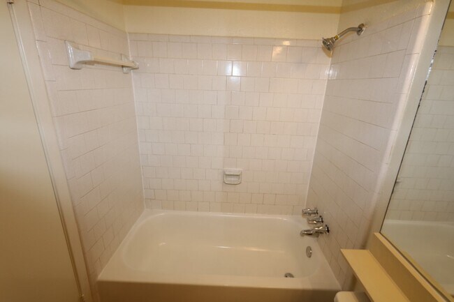 Building Photo - 9638 Cleveland Bay Ct