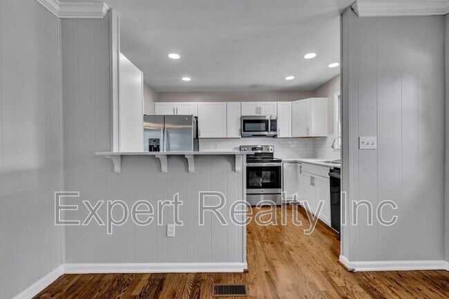 Building Photo - 1064 Caribbean Cir