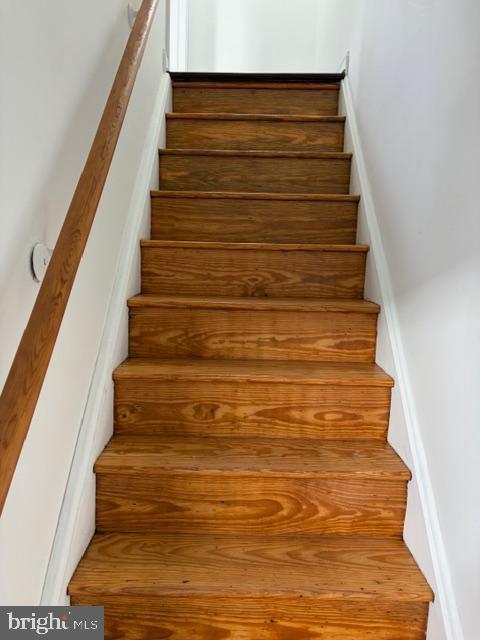 Building Photo - 4278 Orchard St