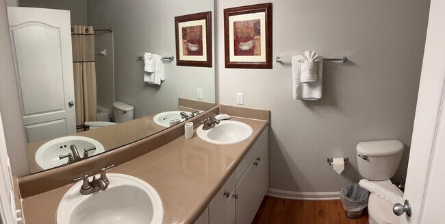 Building Photo - 1302 Belle Point Dr