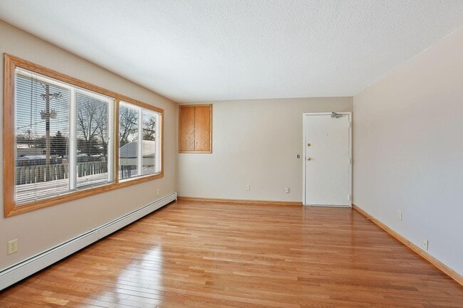 Building Photo - Updated 2 Bedroom with Hardwood Floors!