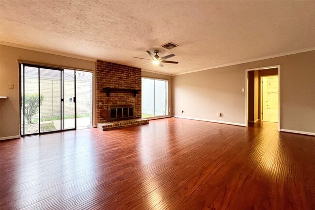 Building Photo - 11954 Brook Meadows Ln
