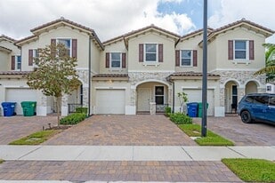 Building Photo - 5515 NW 27th St