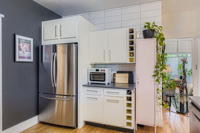 Building Photo - Charming 4-Bedroom Denver Home in West Hig...
