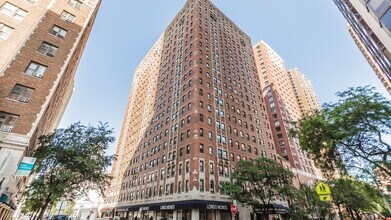Building Photo - 1100 N Dearborn St