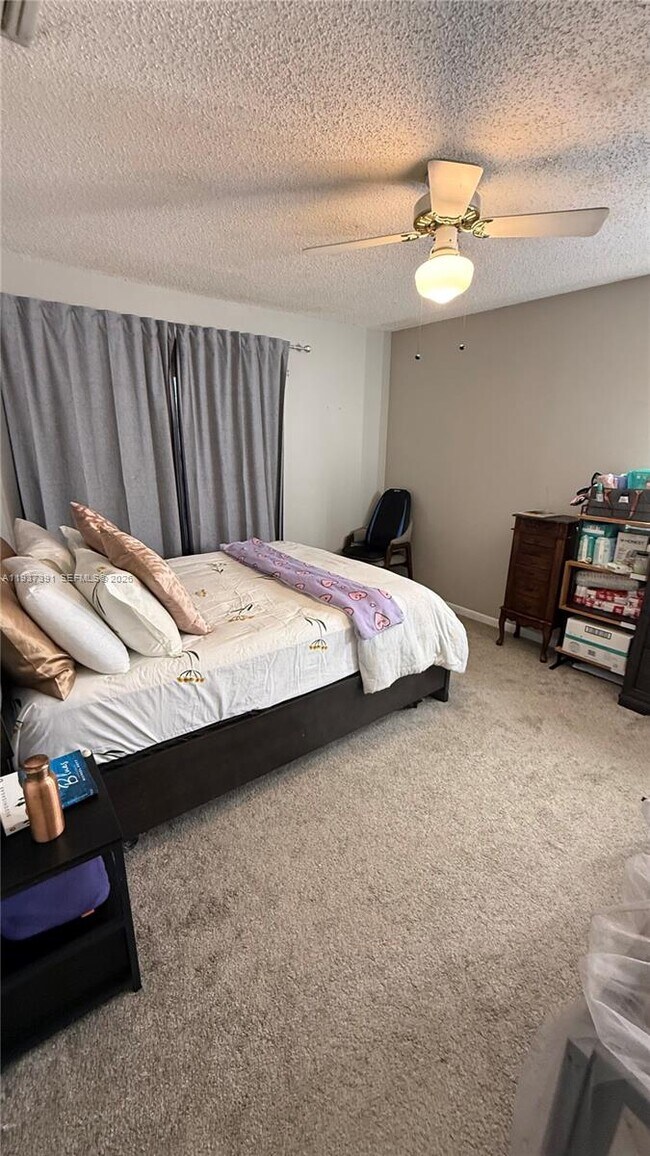 Building Photo - 4712 Lucerne Lakes Blvd E