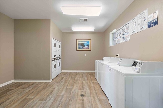 Building Photo - 2400 Spring Rain Dr