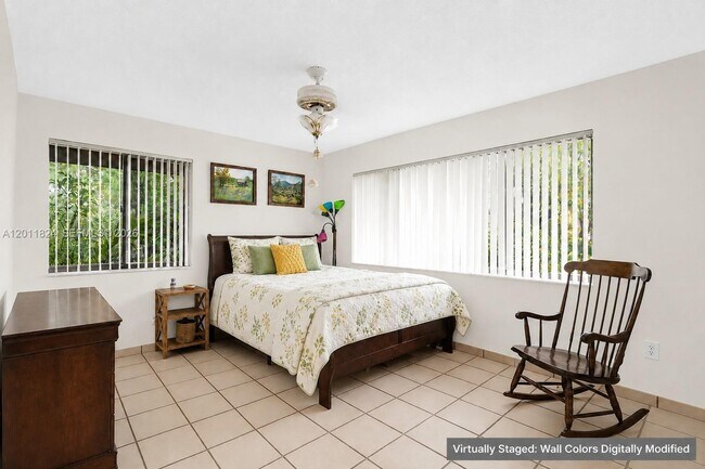 Building Photo - 3761 Alcantara Ave