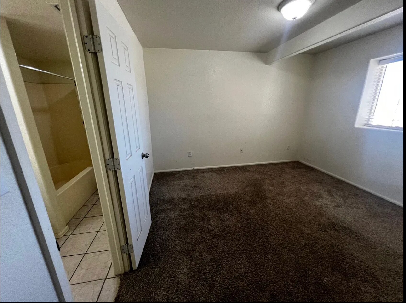 Primary - 593 S Aguilar Dr