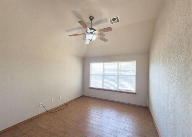 Building Photo - 1633 SW 32nd St