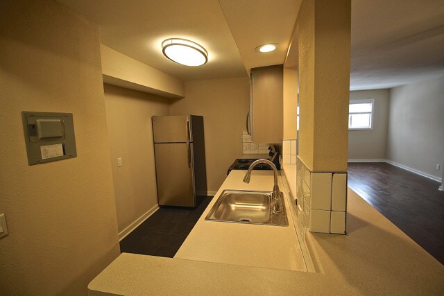 Building Photo - 3928 Warwick Blvd