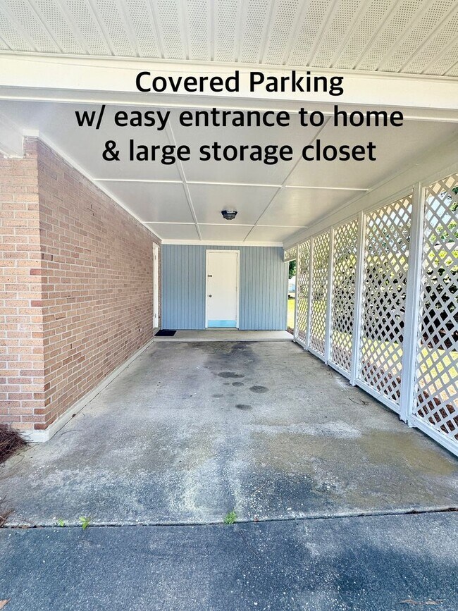 Building Photo - MOVE IN READY! SUPERB Home in Sea Gate - c...