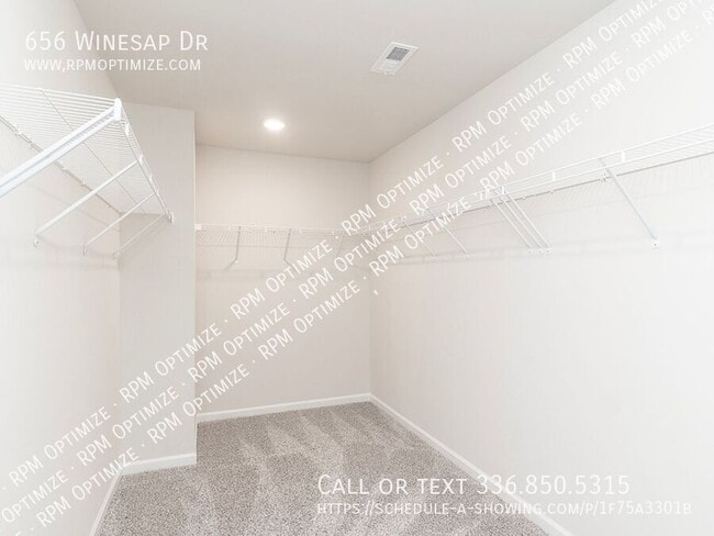 Building Photo - 656 Winesap Dr