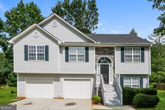 Building Photo - 135 Tara Way