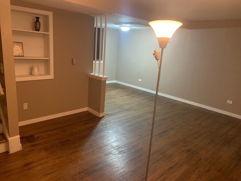 Building Photo - 2138 Hebron Ave