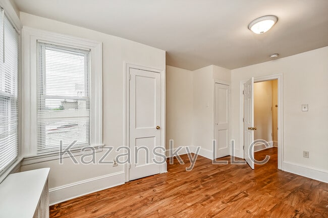 Building Photo - 4515 N Marvine St
