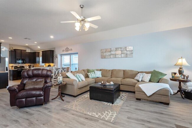 Building Photo - 3056 Winterberry Ln