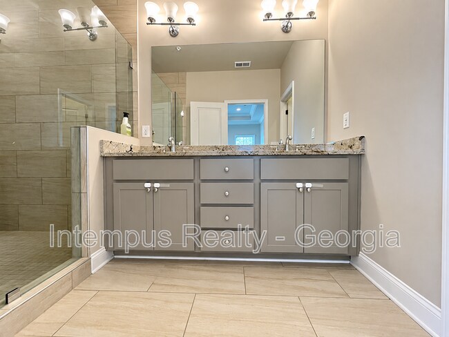 Building Photo - 1260 Stone Castle Cir