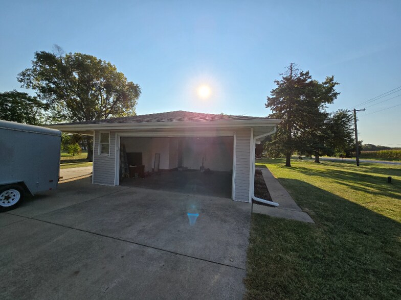 Primary Photo - 3809 N 2250W Rd