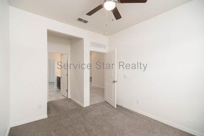 Building Photo - 348 W Mammoth Cave Dr