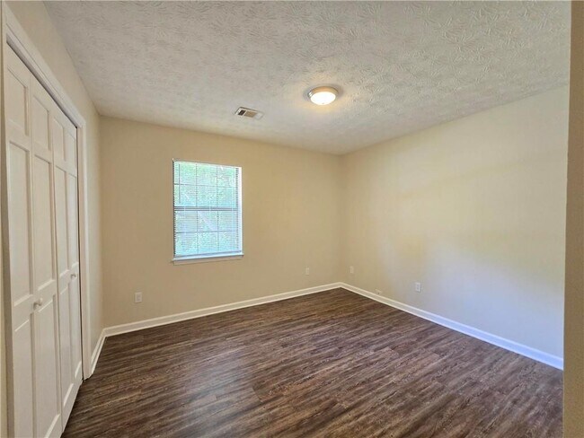 Building Photo - 7846 Melanie Dr