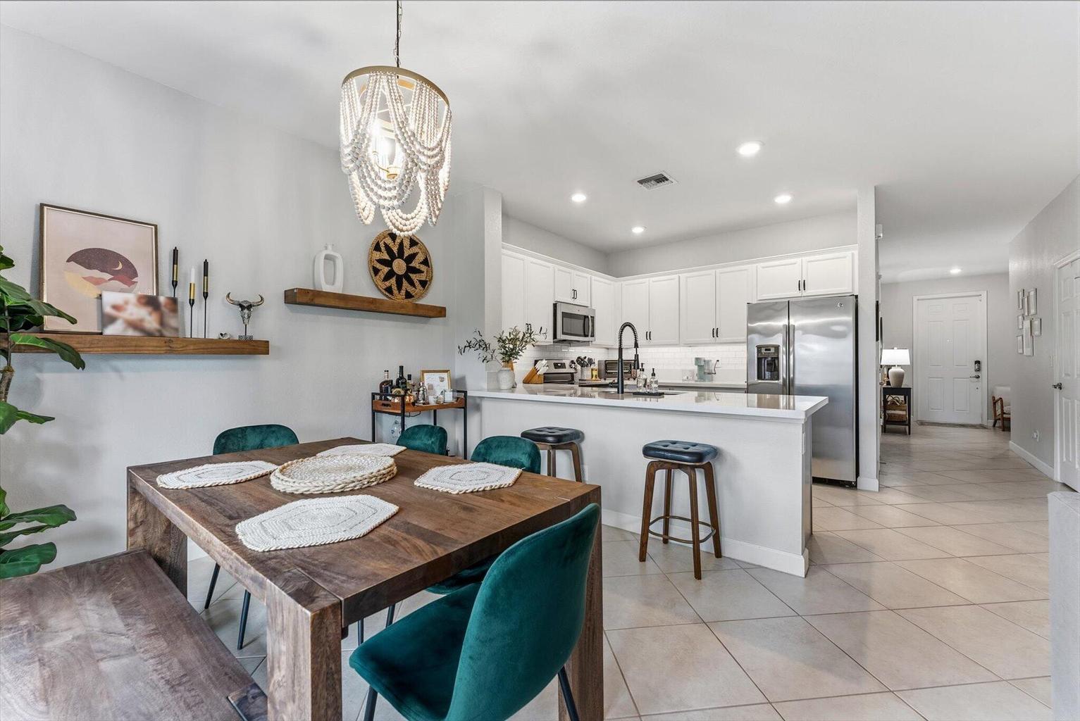 Building Photo - 4660 Silver Saw Ln