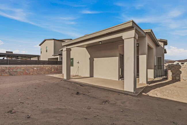 Building Photo - 212 Lydia St