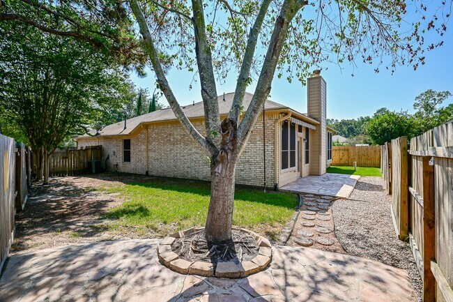 Building Photo - 719 Levi Bend